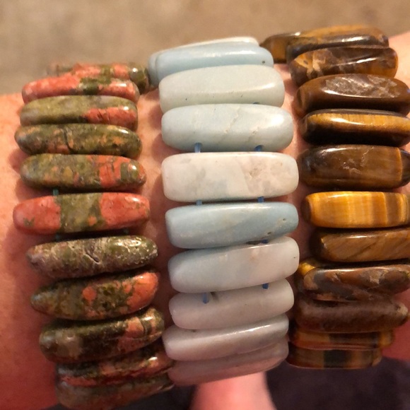 Stone stretch bracelets - Picture 3 of 3